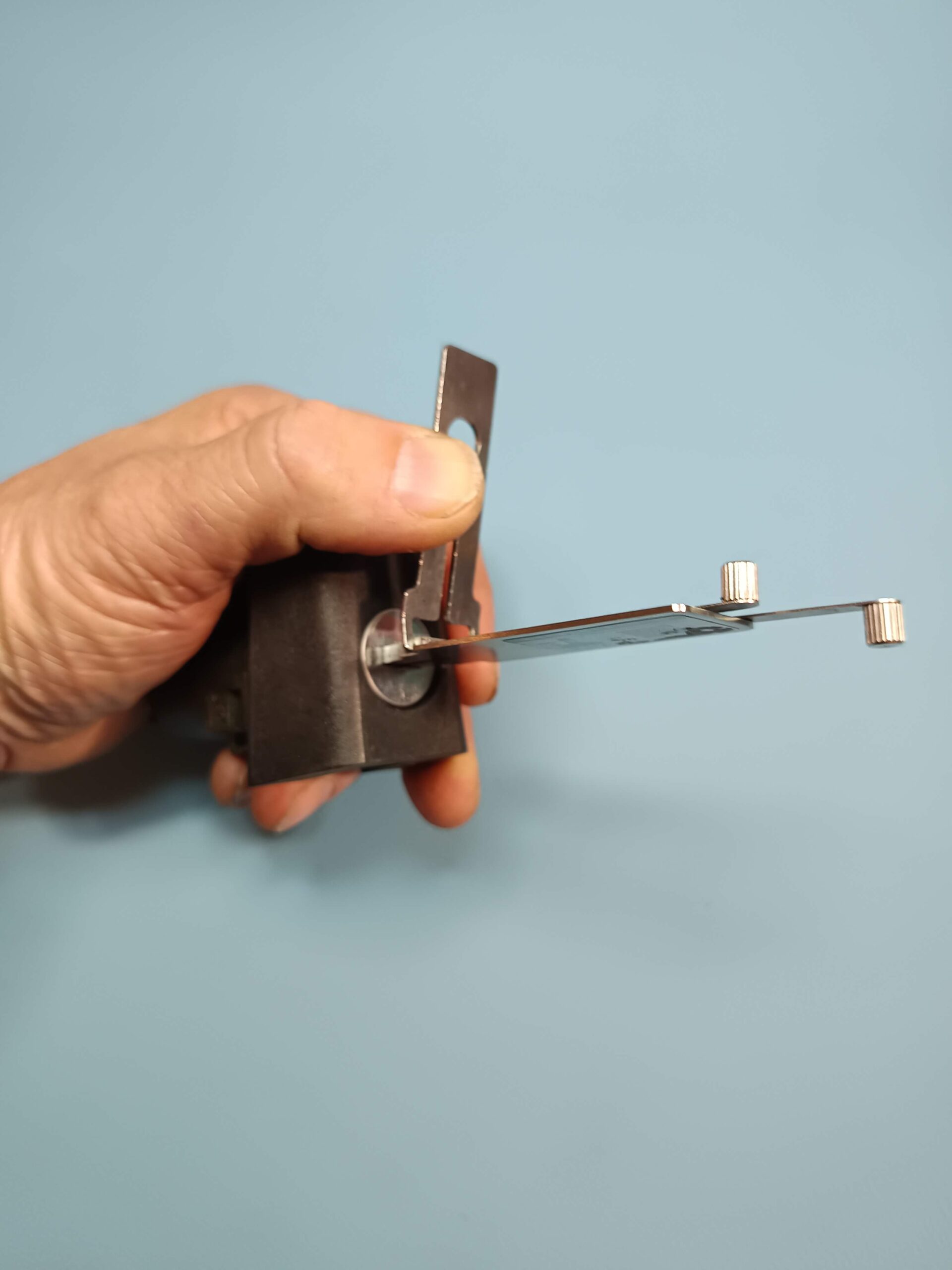 Autónyitás eszközei