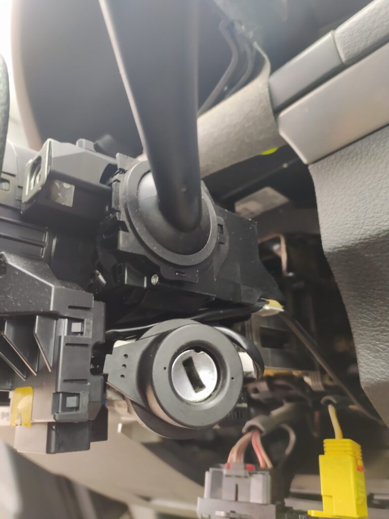 Mi a teendő, ha a VW Touran gyújtáskapcsoló nem fordul? 1 vw touran gyújtáskapcsoló nem fordul